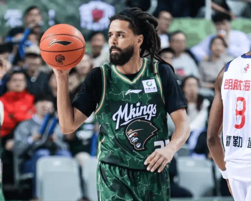 实时比分查询-卡位战就这么给败没了?各将尽力,王世龙2用人主导输广州!